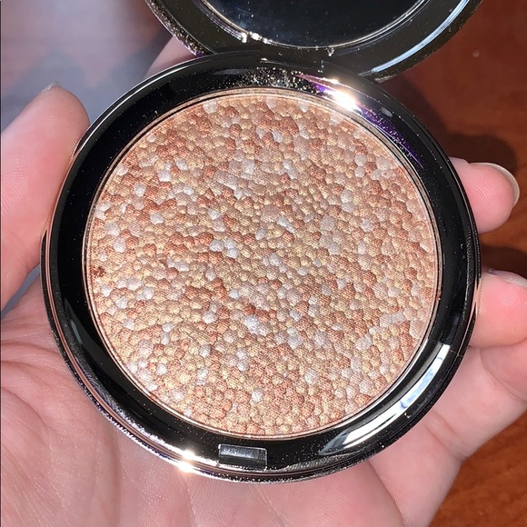 Ciaté London confetti highlighter - Picture 1 of 3